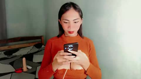 Snapshot of astrid_khalifa chatting on 10, 12, 2024 Astrid online show from 10, 12, 2024