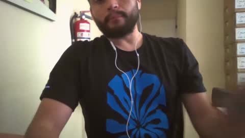 Snapshot of astro_boy_01 chatting on 27, 12, 2024 astro_boy_01 online show from 27, 12, 2024