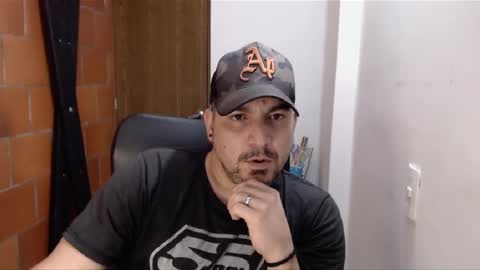 Snapshot of astton_nick chatting on 4, 2, 2025 Nick Astton online show from 4, 2, 2025