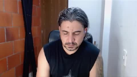 Snapshot of astton_nick chatting on 5, 2, 2025 Nick Astton online show from 5, 2, 2025