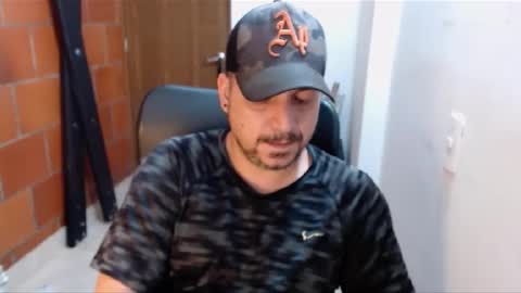 Snapshot of astton_nick chatting on 8, 2, 2025 Nick Astton online show from 8, 2, 2025