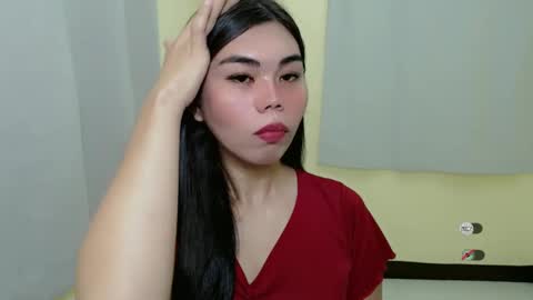 Snapshot of asuna_charming chatting on 5, 3, 2025 asuna_charming online show from 5, 3, 2025