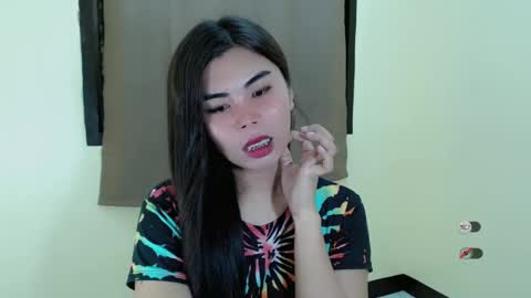 Snapshot of asuna_charming chatting on 10, 3, 2025 asuna_charming online show from 10, 3, 2025