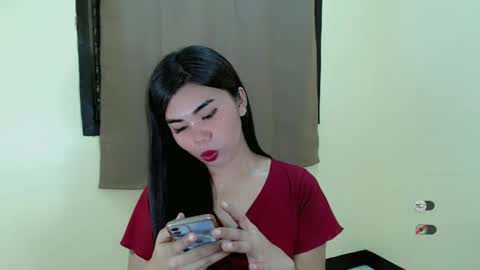 Snapshot of asuna_charming chatting on 12, 3, 2025 asuna_charming online show from 12, 3, 2025