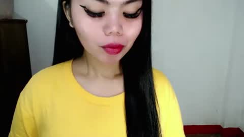 Snapshot of asuna_charming chatting on 6, 10, 2025 asuna_charming online show from 6, 10, 2025