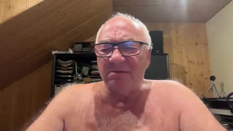 asusandy online show from 24, 9, 2025