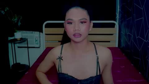 atashakendall online show from 3, 12, 2025