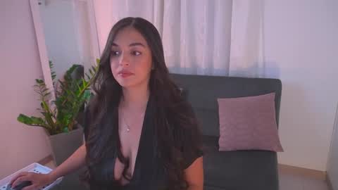 Snapshot of atena676 chatting on 16, 9, 2025 atena676 online show from 16, 9, 2025