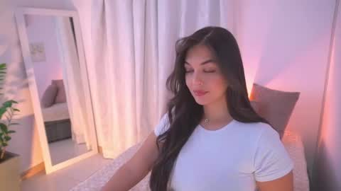 Snapshot of atena676 chatting on 29, 4, 2026 atena676 online show from 29, 4, 2026