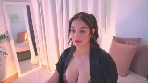 Snapshot of atena676 chatting on 7, 6, 2026 atena676 online show from 7, 6, 2026