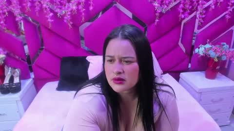 atena_glow_ online show from 20, 12, 2025