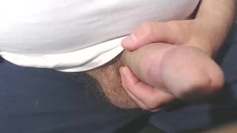 Snapshot of ateuout chatting on 4, 4, 2026 ateuout online show from 4, 4, 2026