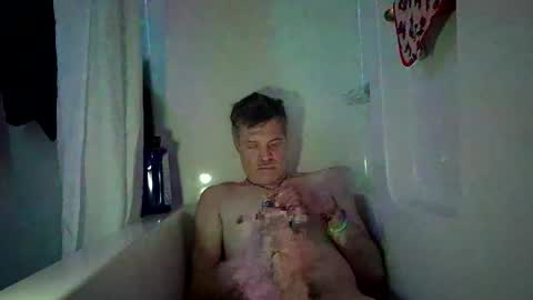 jonnyandrew online show from 7, 5, 2026