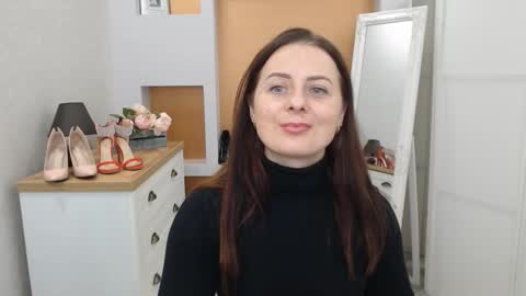 Snapshot of athena_panther chatting on 12, 12, 2024 Athena Panther online show from 12, 12, 2024