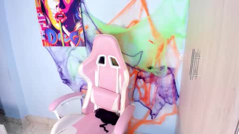 Snapshot of athenea__fox chatting on 30, 10, 2025 athenea__fox online show from 30, 10, 2025