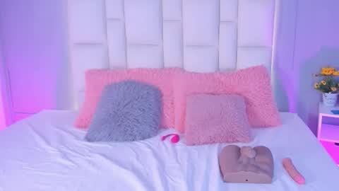 Snapshot of athenea__fox chatting on 25, 11, 2025 athenea__fox online show from 25, 11, 2025