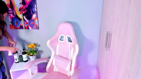 Snapshot of athenea__fox chatting on 2, 12, 2025 athenea__fox online show from 2, 12, 2025