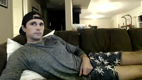 tommycb55555 online show from 8, 3, 2025