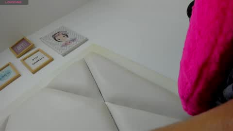 Snapshot of atilana_diaz chatting on 30, 4, 2026 Atilana Diaz online show from 30, 4, 2026