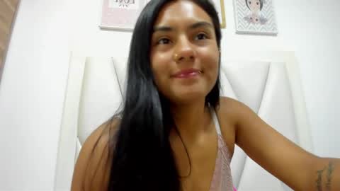Snapshot of atilana_diaz chatting on 12, 5, 2026 Atilana Diaz online show from 12, 5, 2026