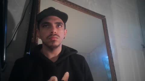 Snapshot of atmorin01 chatting on 24, 2, 2025 Atmarin199 aka Dre online show from 24, 2, 2025
