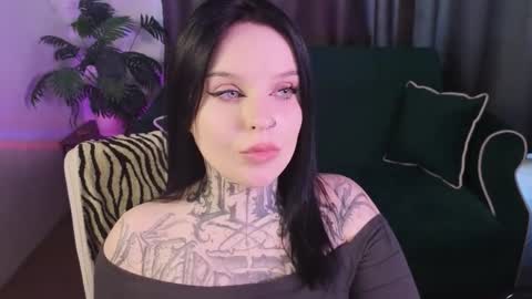 online every day between 10am-23pm online show from 24, 2, 2026