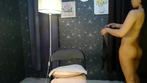 Audrey online show from 4, 12, 2025