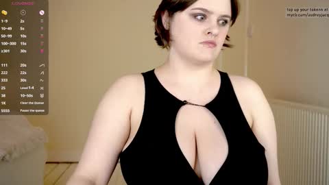 Audrey Jacq online show from 19, 12, 2025