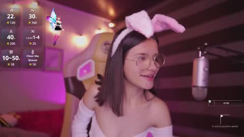 aura_rouss online show from 5, 11, 2025