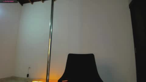 aura online show from 17, 5, 2026