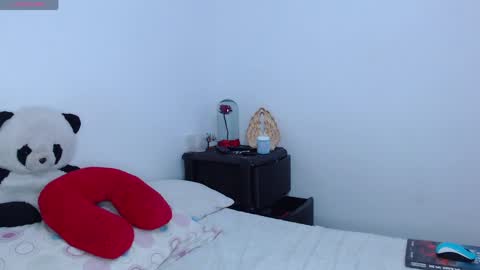Snapshot of aurafuego chatting on 10, 5, 2026 Auro online show from 10, 5, 2026