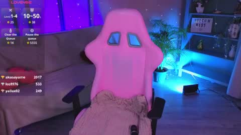 Aura online show from 22, 6, 2026