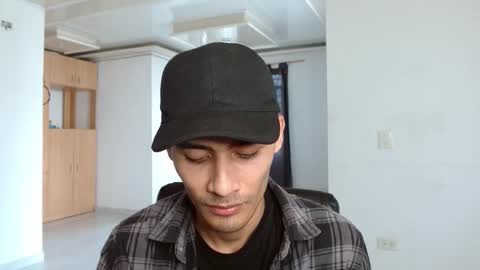 Snapshot of aureliv1 chatting on 3, 10, 2025 Aureliano online show from 3, 10, 2025