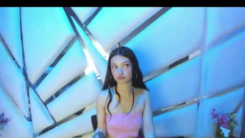 aurora online show from 2, 12, 2025