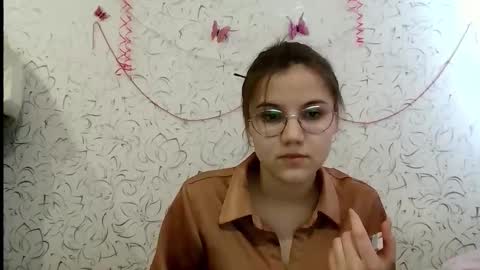 Kiara Xanthe online show from 4, 2, 2026