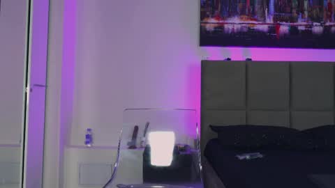 Snapshot of aurora_cherry chatting on 8, 6, 2026 Aurora online show from 8, 6, 2026