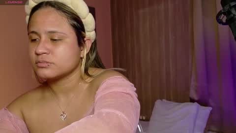 Snapshot of aurora_collins08 chatting on 20, 2, 2025 aurora_collins08 online show from 20, 2, 2025