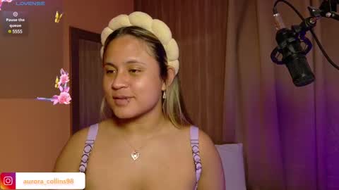 Snapshot of aurora_collins08 chatting on 21, 2, 2025 aurora_collins08 online show from 21, 2, 2025