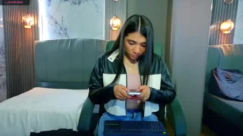 Aurora online show from 5, 10, 2025