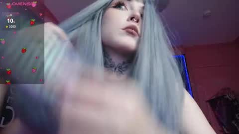 Snapshot of aurora_radiance chatting on 20, 9, 2025 Serena online show from 20, 9, 2025