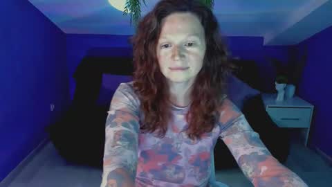 Snapshot of auroraborealis__ chatting on 22, 9, 2025 auroraborealis__ online show from 22, 9, 2025