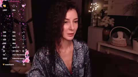 Snapshot of auroragreys chatting on 26, 2, 2025 Aurora online show from 26, 2, 2025