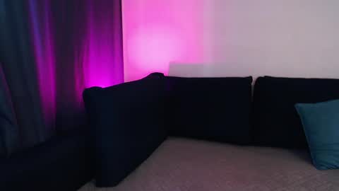 Aurora online show from 10, 4, 2026