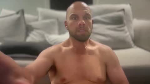 aussieboycal online show from 11, 2, 2026