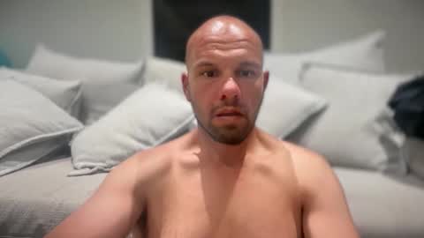 aussieboycal online show from 17, 4, 2026