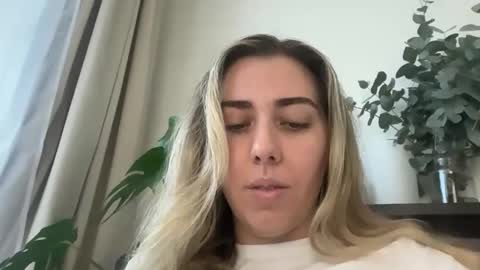 aussielulu online show from 11, 5, 2026
