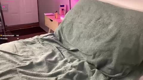 aussietwunkboy online show from 20, 11, 2025