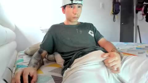 Snapshot of austin1119a chatting on 20, 12, 2025 austin1119a online show from 20, 12, 2025