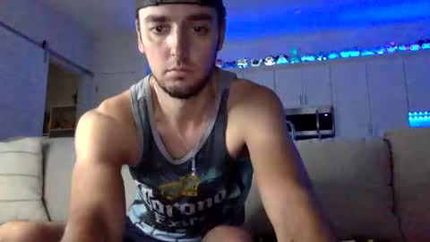 Snapshot of austincutieyes chatting on 22, 11, 2025 AudiEna online show from 22, 11, 2025