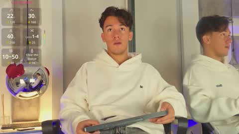 austinreeds online show from 24, 3, 2026